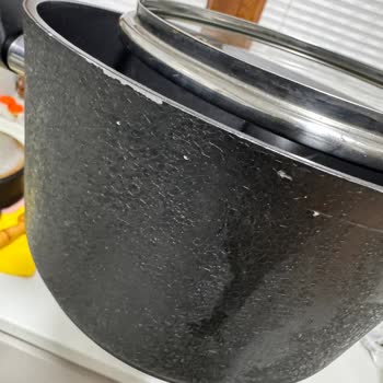 Madame Coco Düzce Mağazasından Alınan Tencerenin Kısa Sürede Soyulması Ve Ayıplı Ürün İadesi Talebi