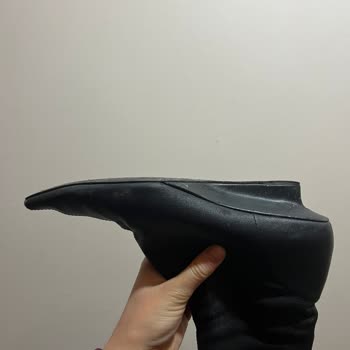 Massimo Dutti Müşteri Hizmetlerine Ulaşılamama Ve Kırık Topuklu Bot Şikayeti