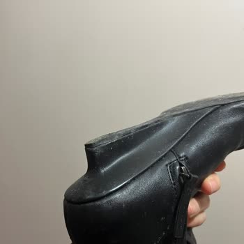 Massimo Dutti Müşteri Hizmetlerine Ulaşılamama Ve Kırık Topuklu Bot Şikayeti