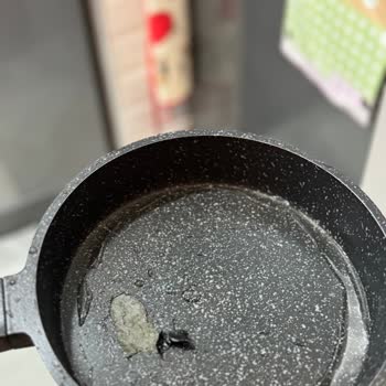 Kısa Sürede Soyulan Granit Tava İç Kaplaması Ve Değişim Talebi