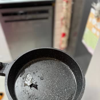 Kısa Sürede Soyulan Granit Tava İç Kaplaması Ve Değişim Talebi