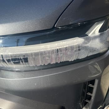 Renault Duster Farları Kısa Sürede Çatladı Ücretsiz Değişim Talebi