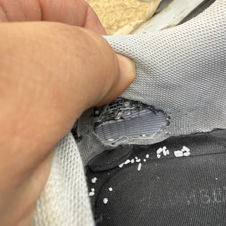 Deforme Olmuş Ayakkabı Ve Garanti Sürecindeki Cevapsızlık