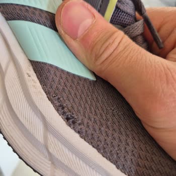 Adidas Galaxy 7 W Kadın Ayakkabısının 2 Ayda Çatlaması Ve Amazon'un 30 Gün Kuralı