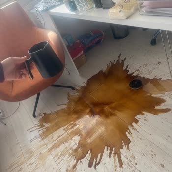 Sinbo Kahve Makinesi Alt Kısmı Aniden Koptu Ve Güvenlik Riski Oluştu