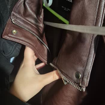 Bershka Suni Deri Cekette Boya Soyulması Ve Cevapsız Müşteri Hizmetleri