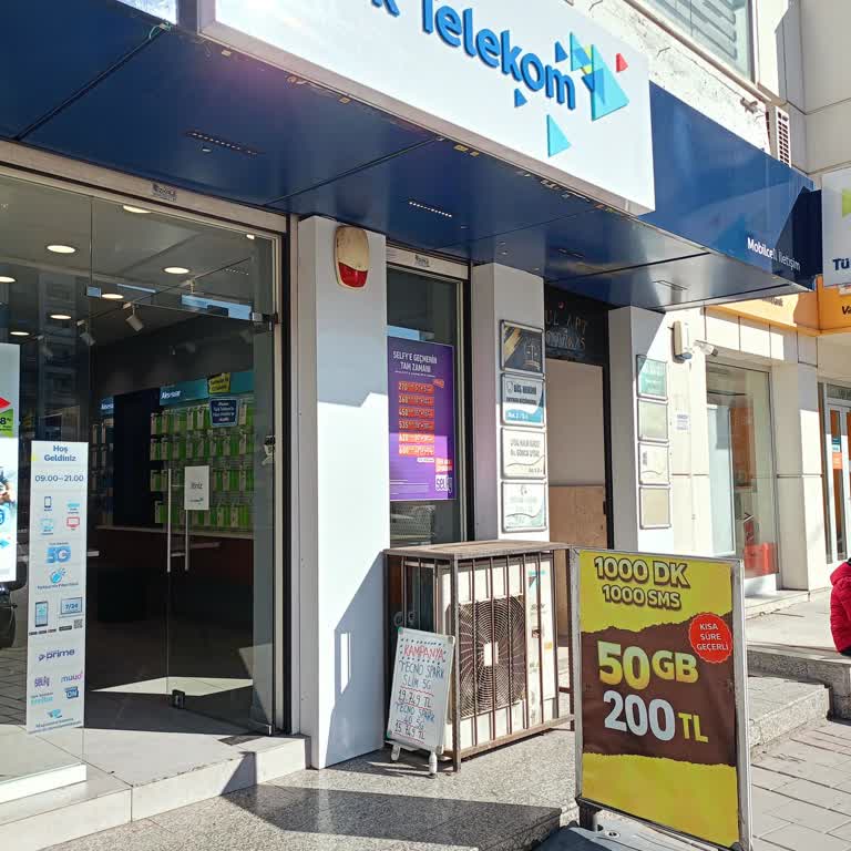 Taahhütlü 60 GB Paketi İçin Aşırı Ücret Ve Reklam Fiyatı Farkı