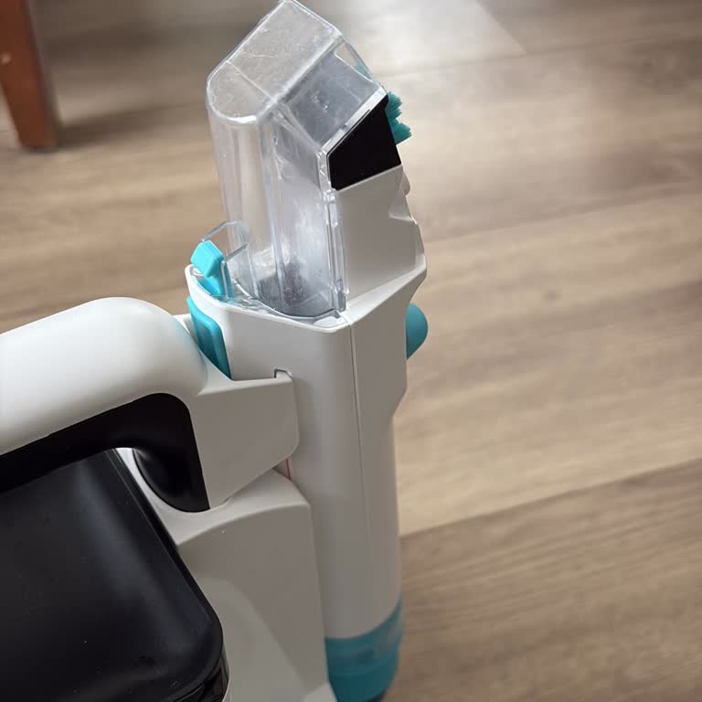 Shark Ninja Stain Striker Halı Yıkama Makinesinde Kapak Eksikliği Ve Yanıltıcı Reklam