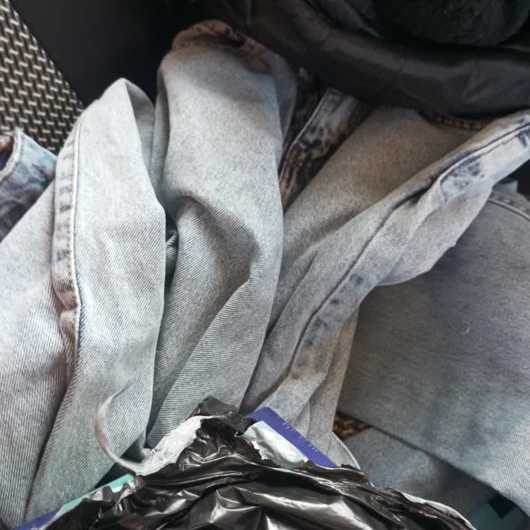 İlan Edilen Sıfır Ürün Yerine Kullanılmış Kıyafet Gönderildi