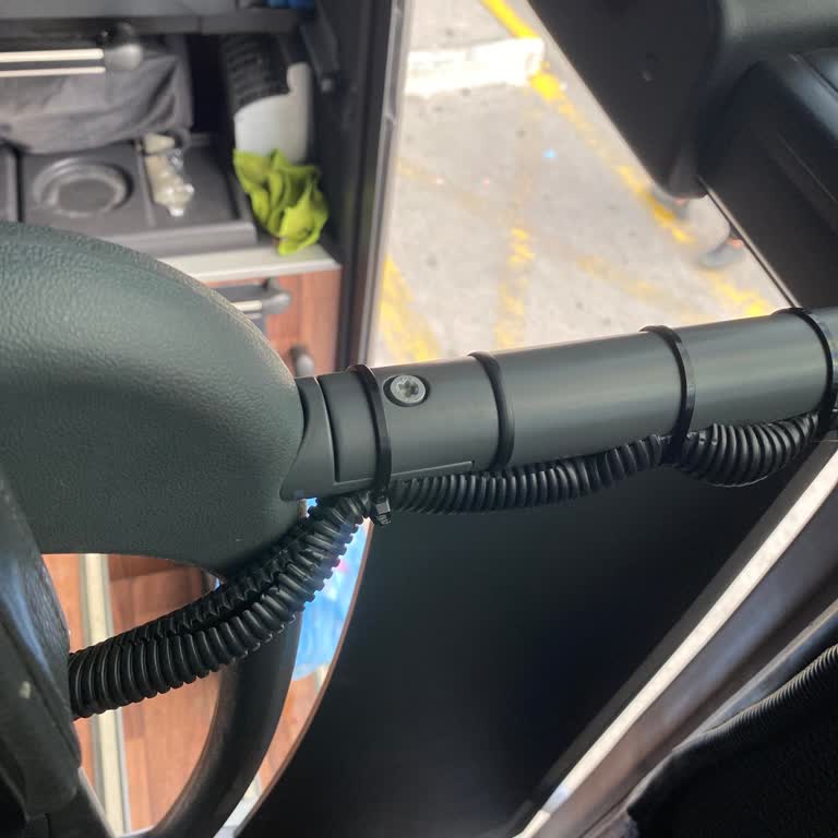 Pamukkale Otobüsünde Soğuk Hava Ve Klima Sorunlarıyla Donduk