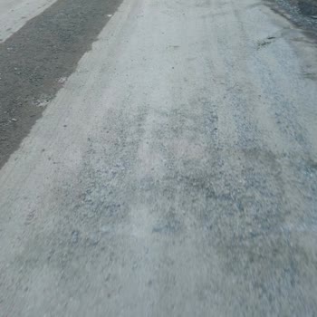 Gölcük Karaköprü Mahallesindeki Çukurlu Yollar Can Ve Mal Güvenliğini Tehdit Ediyor