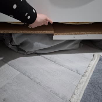 Kırılan Karyola Ve Kayıp Fatura İçin Acil Yardım