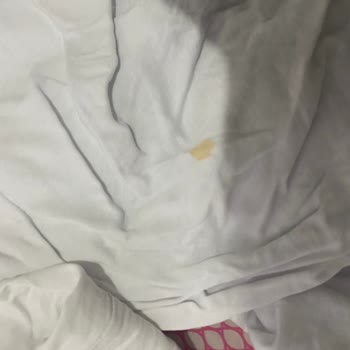 Bosch Serie 4 Çamaşır Makinesinin Ayıplı Kazanı Kıyafetleri Yırtıyor, Pas Ve Yağ Lekesi Bırakıyor