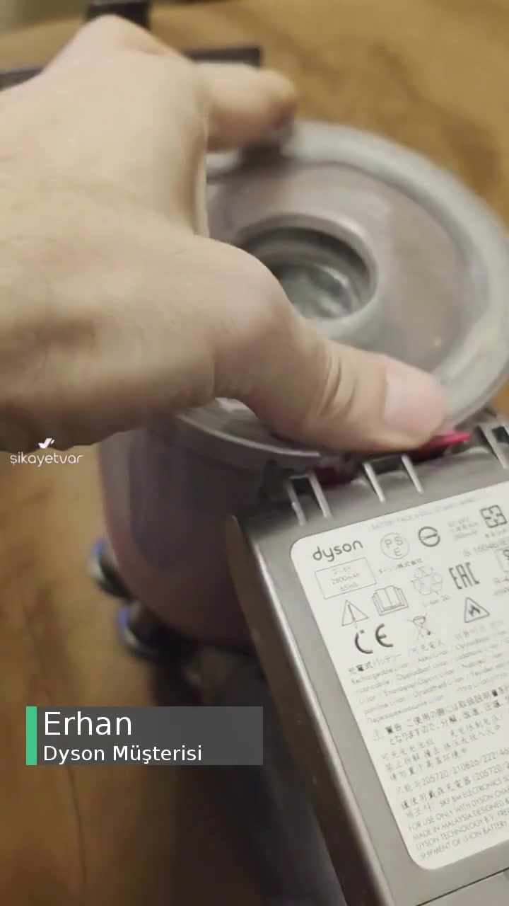 Dyson V8 Toz Kapağı videonun kapak resmi