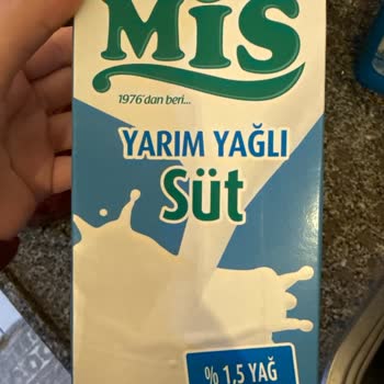 Şok Market’te Satılan Bozuk Süt İçin Para İadesi Talebi