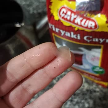 Çayda Plastik Parça Bulunması Sağlık Endişesi Ve İade Talebi