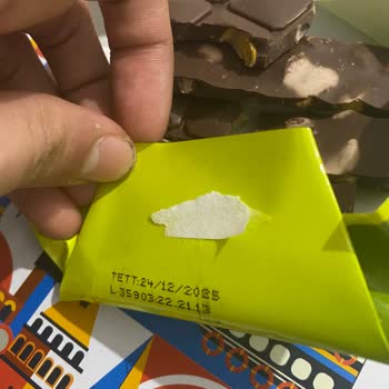 Tarihi Geçmiş Çikolata Satışı Sağlık Sorunlarına Neden Oldu