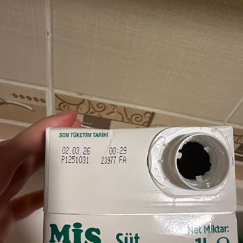 Son Kullanma Tarihi Geçmemiş Süt Kesildi, Şok Market Şubesinde Ürün Kalitesi Sorunu