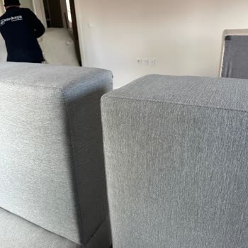 Gri Koltukta Büyük Leke Ve Bej Koltukta Eksik Parça İade Talebim Reddediliyor