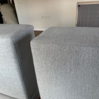 Gri Koltukta Büyük Leke Ve Bej Koltukta Eksik Parça İade Talebim Reddediliyor