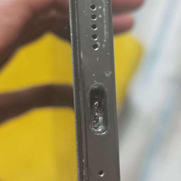 Reeder Garanti Kapsamındaki Şarj Ünitesi Onarımında Haksız Ücret Talebi