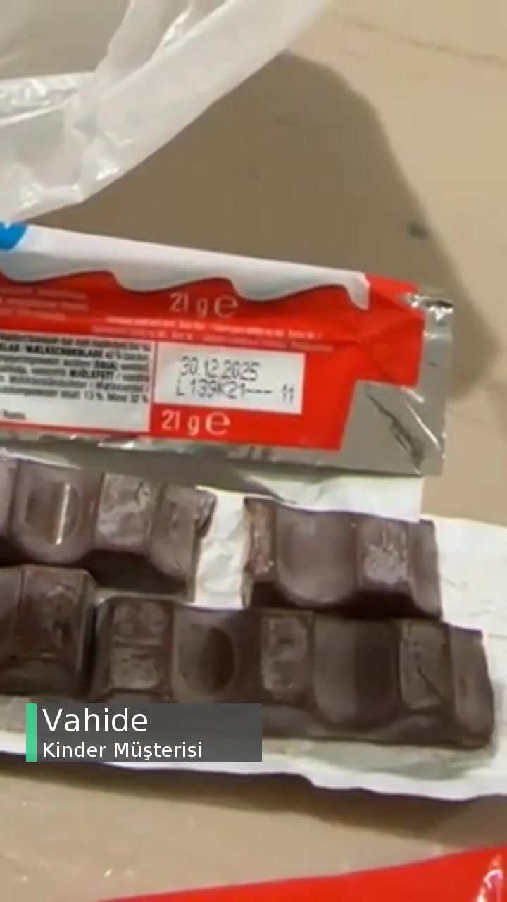 Kinder Maxi Çikolatası Tarihi Geçmiş Bir Gıda videonun kapak resmi