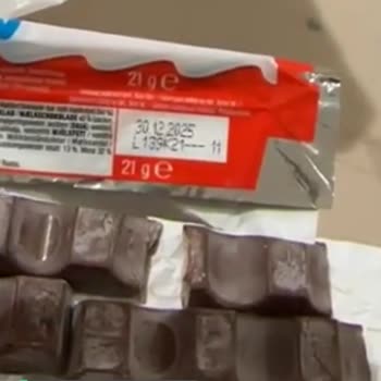 Kinder Maxi Çikolatası Tarihi Geçmiş Bir Gıda