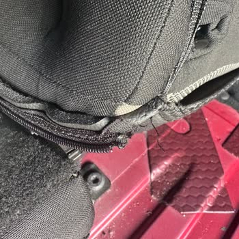 Kalitesiz Dikiş Ve Fermuar Sorunlarıyla Ücretine Değer Olmayan Universal Koltuk Kılıfı