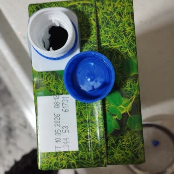 Süt İçindeki Plastik Parça Çocukları Tehlikeye Atıyor