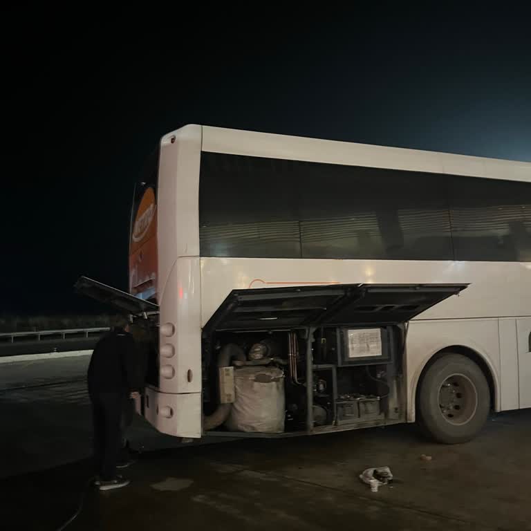 Metro Turizm'in Arızalı Otobüsü Ve Yedek Araç Yokluğu Sebebiyle Saatlerce Bekletilme