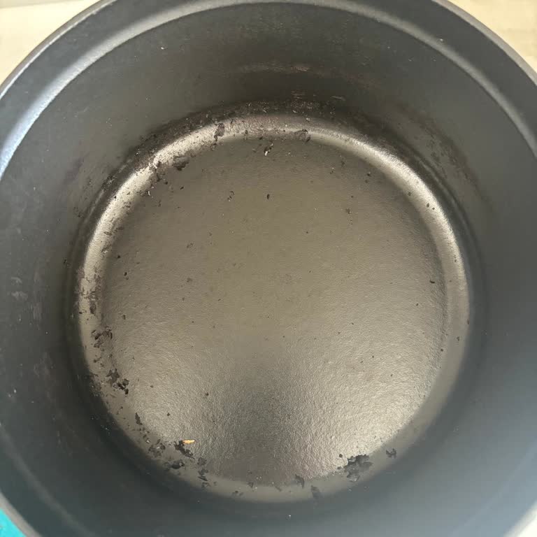 Enplus Ömür Boyu Garanti Sözüyle Satılan Tencerenin Kaplama Dökülmesi Garanti Süresinin Kısaltılması