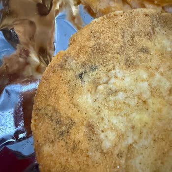 Eti Gong Ürününün İçindeki Siyahlıklar Ve Firma Yanıtı Eksikliği