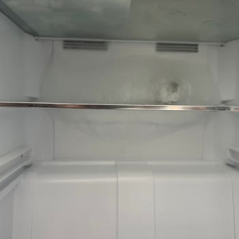 Üç Kez Buzlanma, Tekrarlayan Servis Arızaları Ve Değişim Talebinin Görmezden Gelinmesi