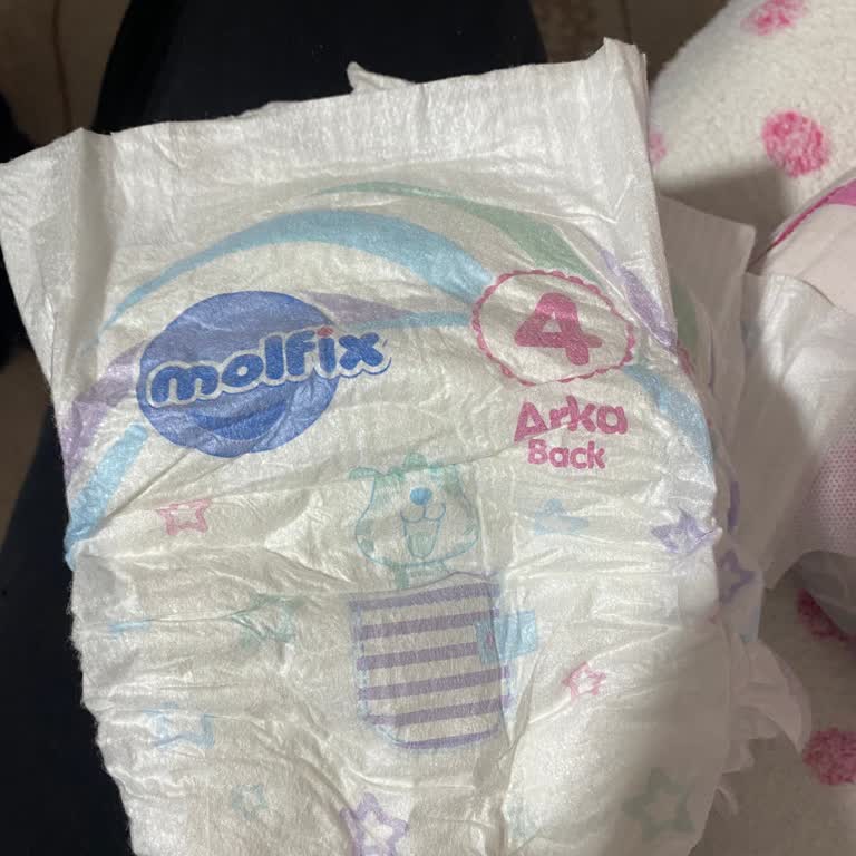 Molfix Bebek Bezlerinde Yakıt Gibi Koku, Sağlık Endişesi