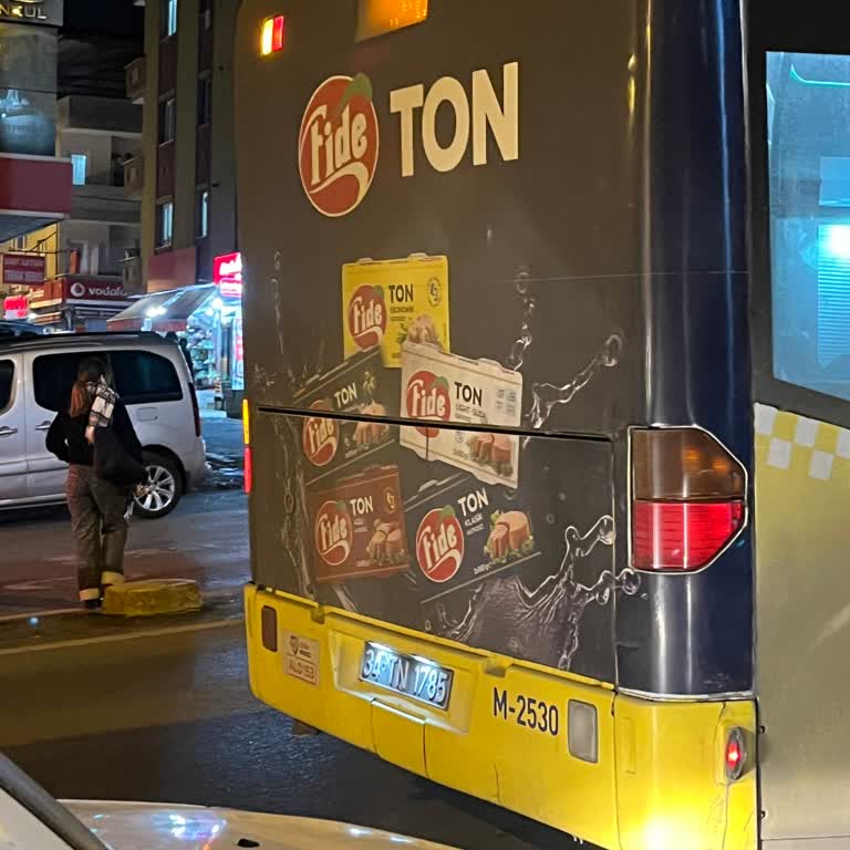 Kadınların Gece İETT’de Güvenli İnme Hakkı İhlal Ediliyor