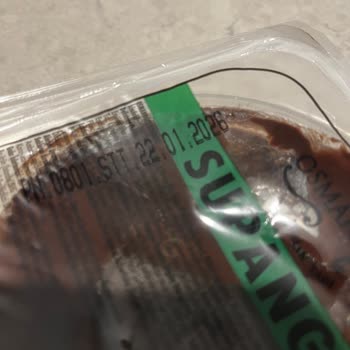 BİM Supangle Üzerinde Küf Görülmesi Ve Gıda Güvenliği Endişesi