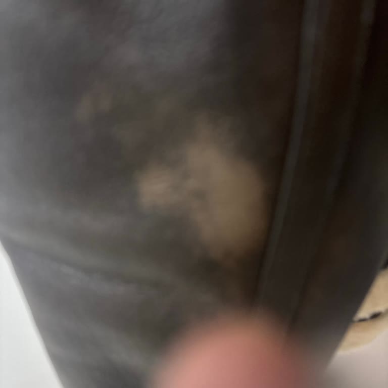 On Gün İçinde Renk Değiştiren Deri Montta Değişim Ve İade Talebi