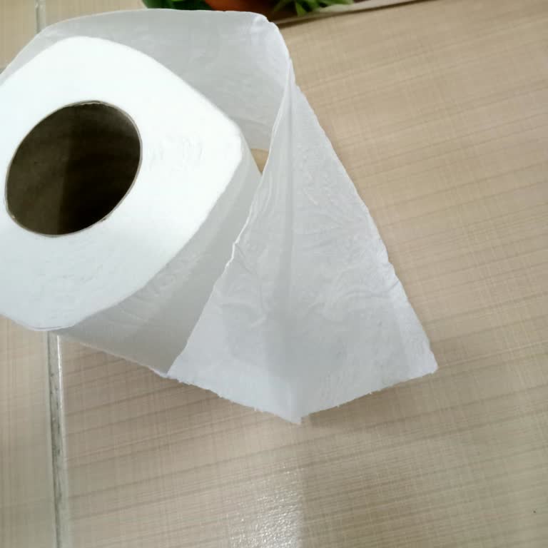 Aqua Bambu Kağıt Ürünleri Paketinde 3 Katlı Yazmasına Rağmen Aslında 2 Katlı Olduğunu Fark Ettim