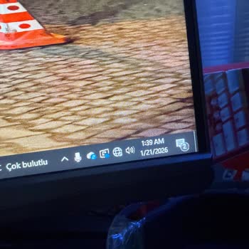 Bilgilendirme Yapılmadan 5 Saatlik Planlı İnternet Kesintisi Ve Yetersiz Müşteri Desteği