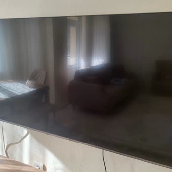 Vestel TV'de Kendiliğinden Panel Kırılması, Garanti Çözümü Talebi