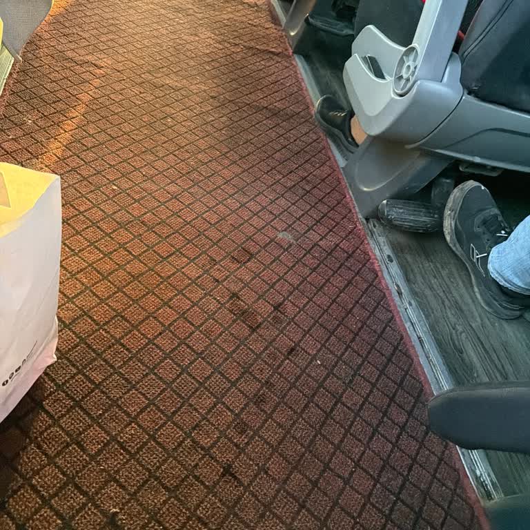 Kaptan Ve Muavinin Kaba Davranışı Ve Otobüsün Hijyen Sorunları