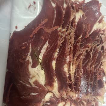 Migros Pastırmasında Yeşil Lekeler: Gıda Güvenliği Endişesi