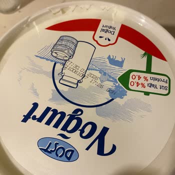 BİM Markette Dost Doğal Yoğurt Kovasının Patlaması Sağlık Riski Ve Ziyan
