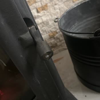 Flamestove Sobası Kapı Kulpu Kırıldı, Garanti Kapsamında Yedek Parça Talebi