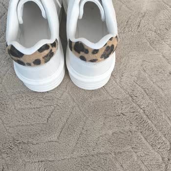 Tahriş Eden Ayakkabı Ve Değişim Reddi