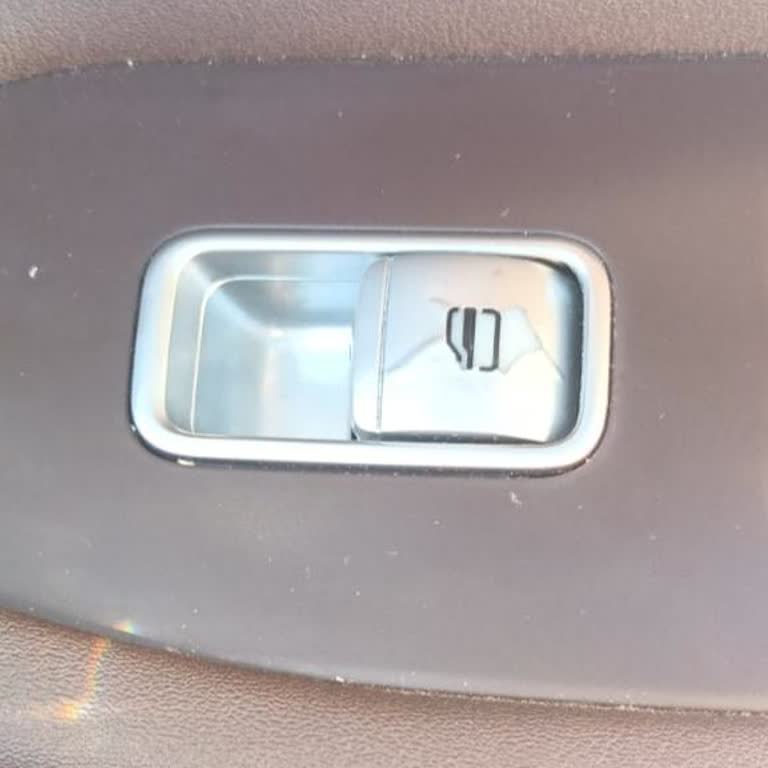 Araç Cam Düğmesi 70 Gün Bekliyor, Garanti Kapsamında Hızlı Onarım Talebi