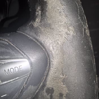 Öztorun Oto Yağmurda Su Girişi Ve Plastik Aksamların Çözülmesi İçin Ücretsiz Çözüm Talebi!