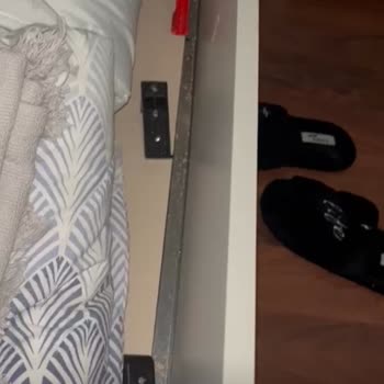 Yanlış Montaj Nedeniyle Kırılan Yatak Ve Cevapsız Mağaza Hizmeti