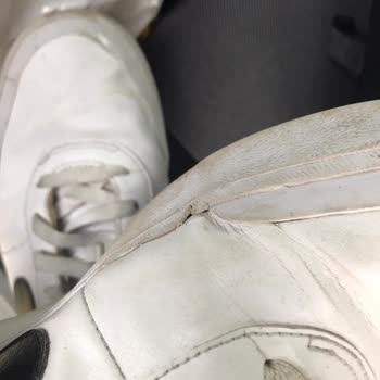 Ayakkabım 6 Ayda Yırtıldı, Üretim Sorunu Değil Kullanıcı Hatası Kabul Edilmiyor