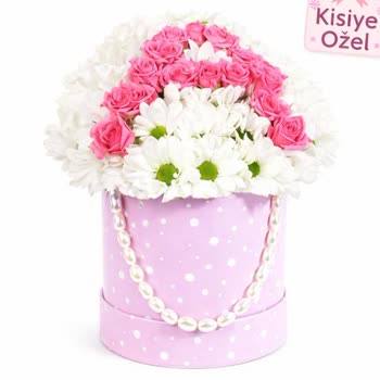 Sipariş Edilen Kişiye Özel Harf Kutusu Yerine Solmuş Papatyalar Gönderildi